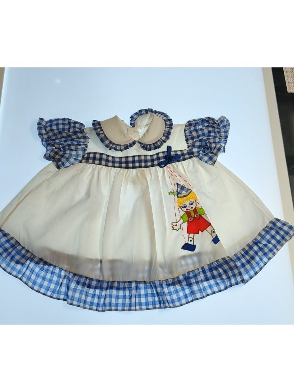 Vintage Baby Girl Dress Gingham Ruffle Peter Pan Collar Pinocchio Applique